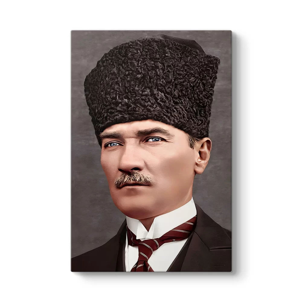 Atatürk Renkli Kalpaklı Portre Tablosu